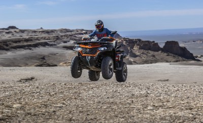 MY2021_CFORCE-625-625-Touring_Action-2